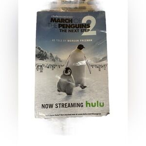 NWT March of The Penguins Cookie Mold